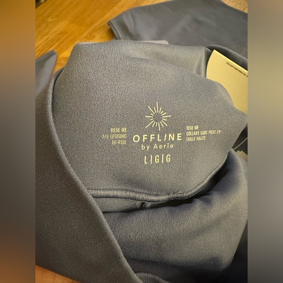 OFFLINE By Aerie Real Me High Waisted Crossover Legging BLUE -large - Picture 15 of 16